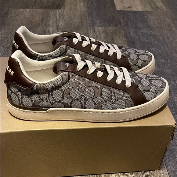 Men’s Coach Signature Logo Jacquard Sneakers Size 10 - Picture 2 of 6